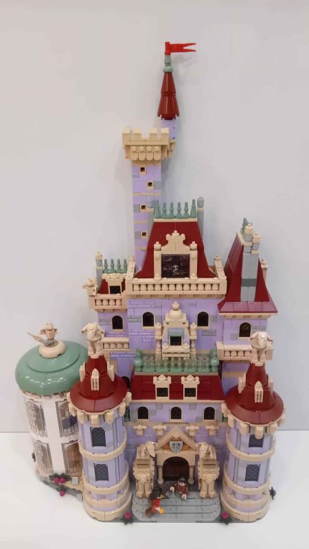 LEGO Disney - A szépség és a szörnyeteg kastélya - 43263